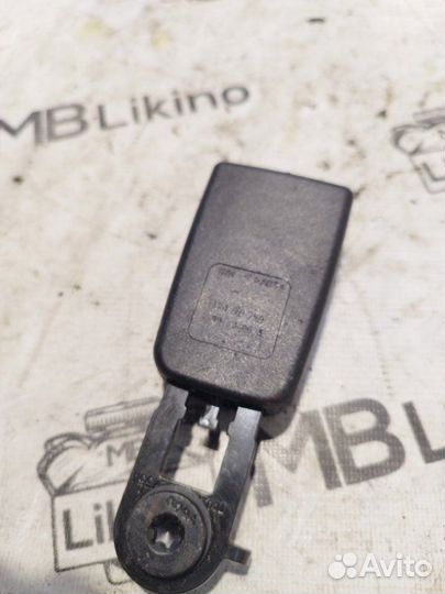 Замок ремня безопасности задний левый Mercedes Gl