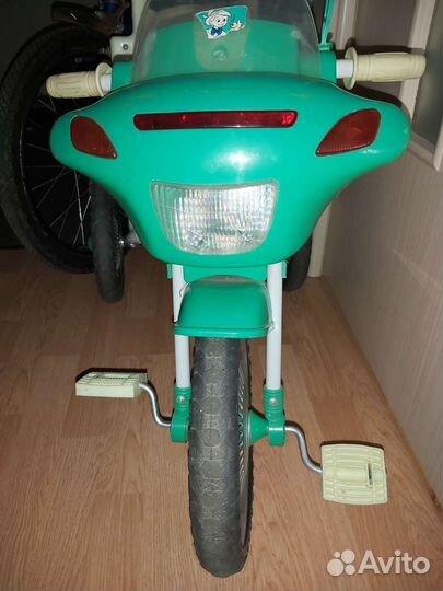 Детский трехколесный велосипед