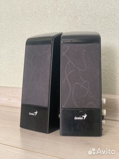 Компьютерные колонки genius
