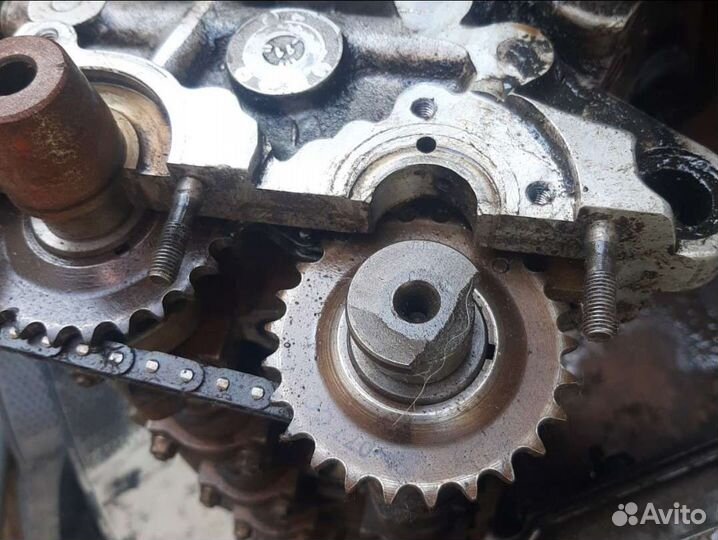 Головка блока ауди S8(4.2) 98 год.дорестайлинг AKH