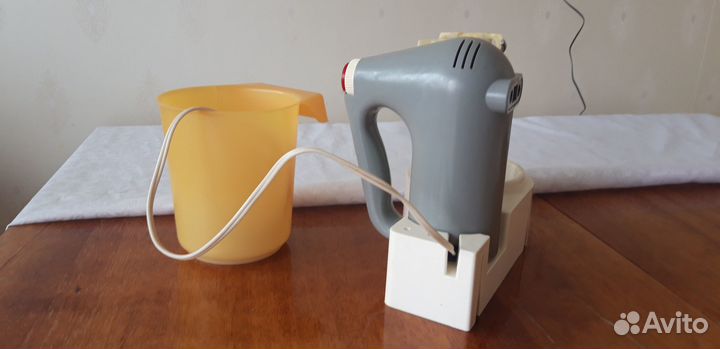 Электровзбивалка вр201 