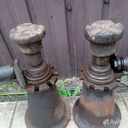 Винтовой домкрат СССР 5 тонн