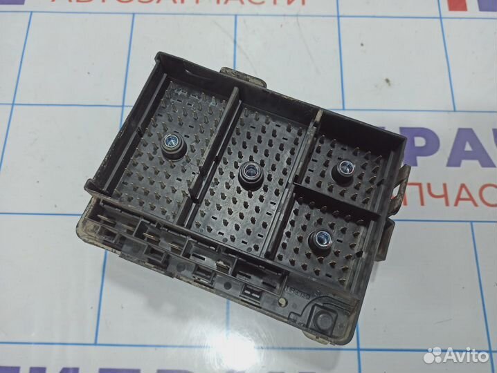 Блок предохранителей Kia Spectra (SD) 1K2N367JB0