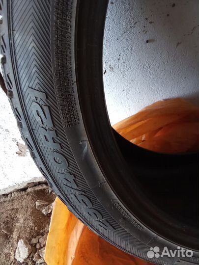 Gripmax Status Pro Winter 295/40 R21