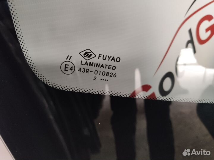 Лобовое стекло Киа Рио 4 2017-2021 год