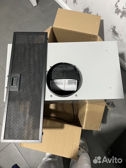 Вытяжка полновстраиваемая Hansa