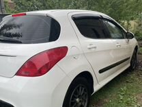 Peugeot 308 1.6 AT, 2012, 214 905 км, с пробегом, цена 680 000 руб.