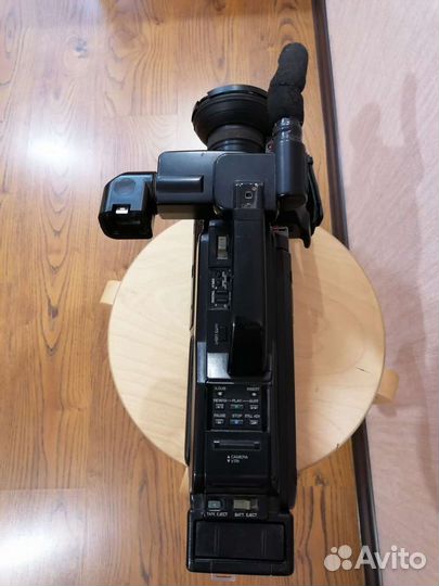 Видеокамера Panasonic M3000