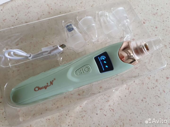 Вакумный аппарат для удаления черных точек