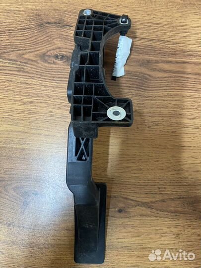 Педаль газа Jeep Grand Cherokee (WK2) 52124785AE