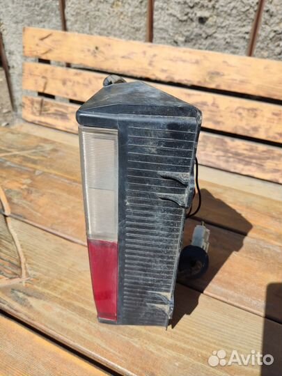 Задний стоп сигнал