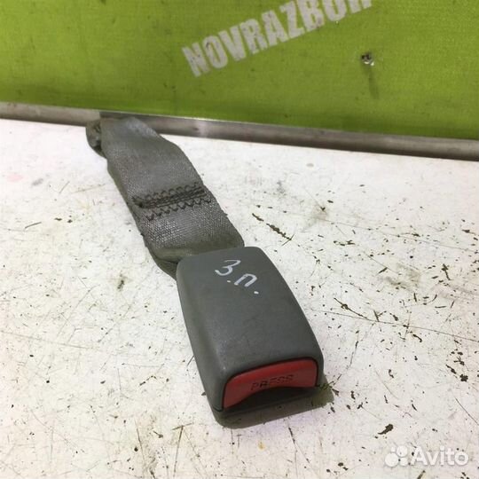 Ответная часть ремня безопасности Митсубиси Гала