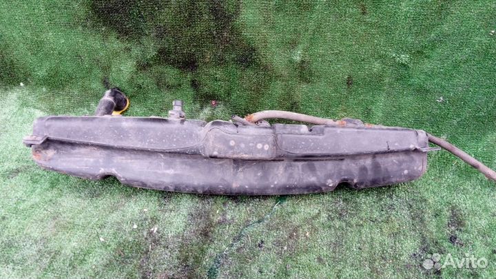 Бачок омывателя лобового стекла Opel Omega