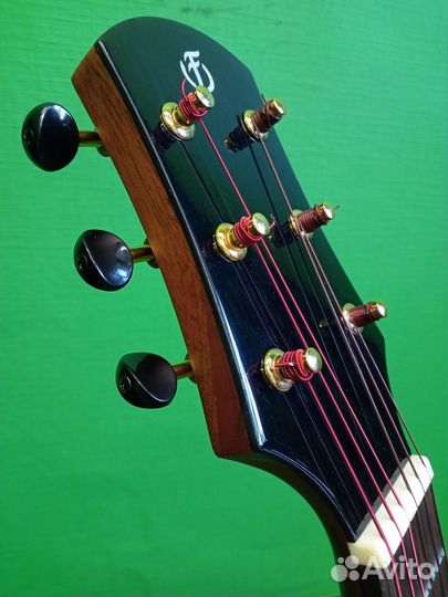 Гиталеле Flight GUT850