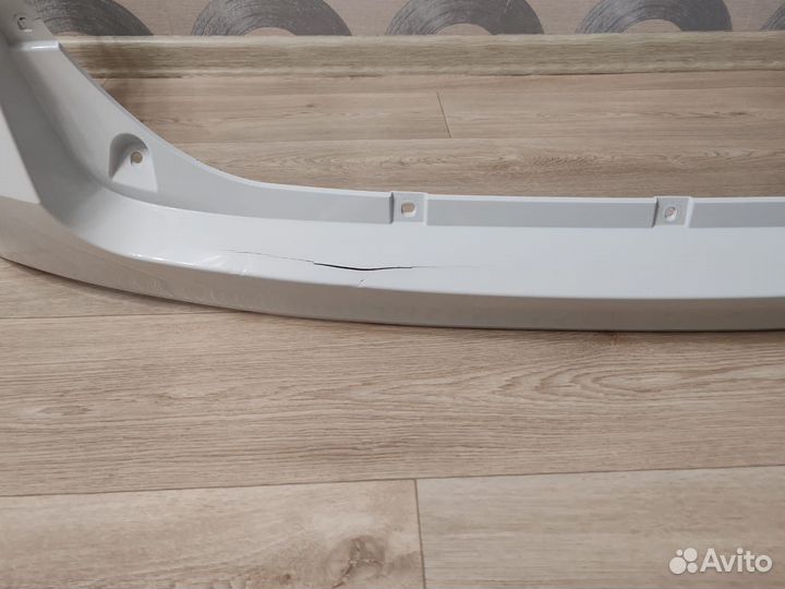 Задний бампер Веста крос б/у