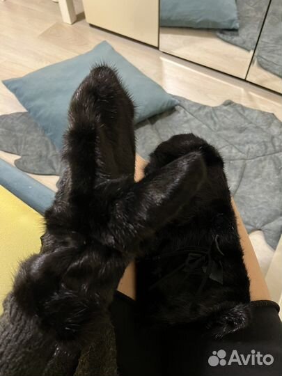 Норковые перчатки