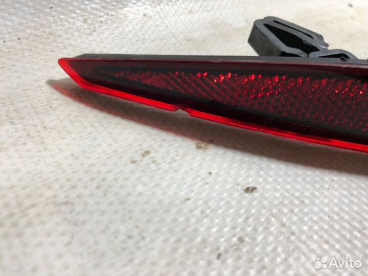 Катафот бампера задний левый Audi Q3 8U