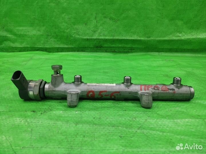 Топлив рейка прав + датчик 3.0 TDI 059130090AH VAG