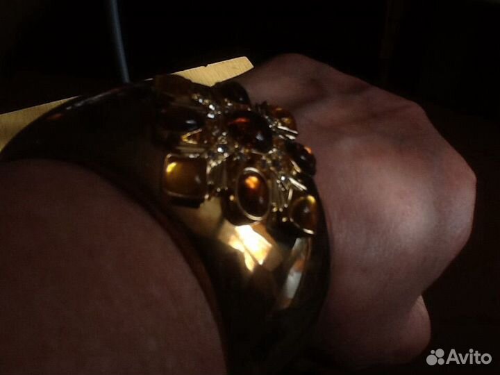 Браслет с янтарем