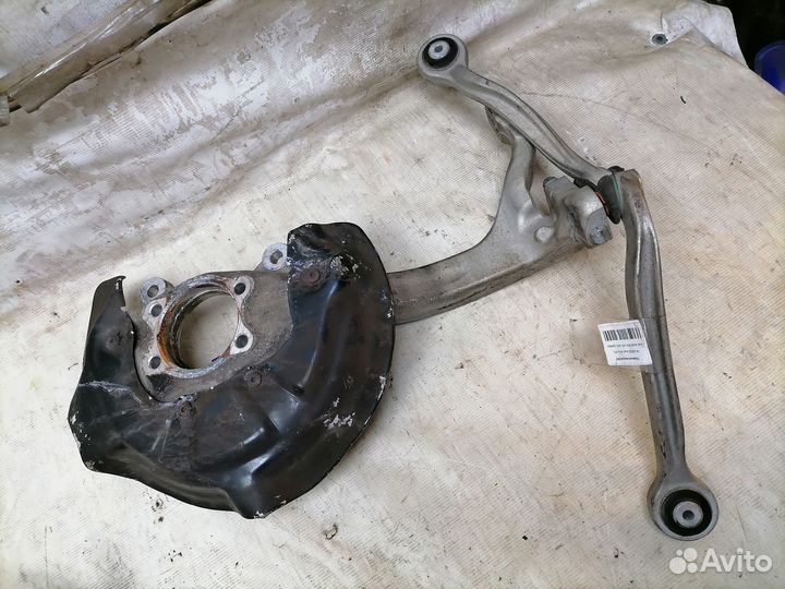 Цапфа передняя правая Audi A6 C6 4F2 болт креплени