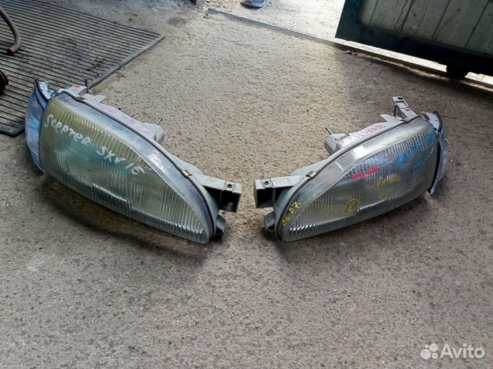Комплект фар Toyota Camry/Scepter SXV10/SXV15
