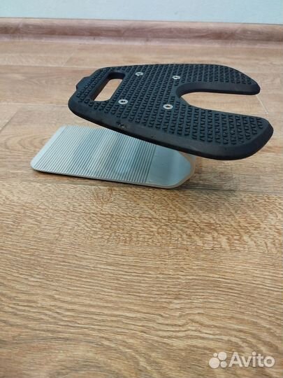 Подставка для ребенка на самокат