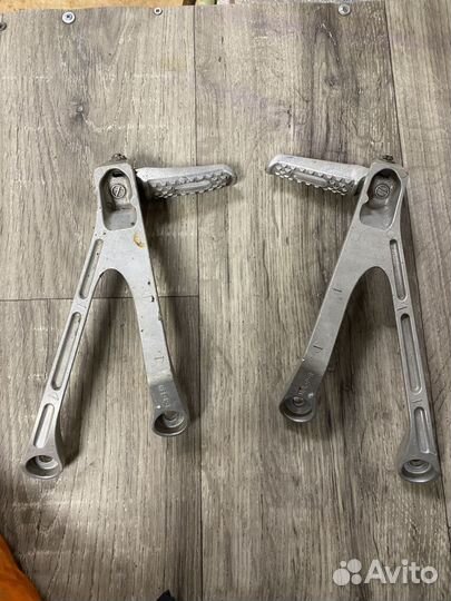 Кронштейны задних подножек для Honda CBR 1000RR