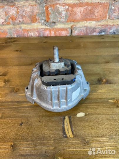 Подушка двигателя левая Bmw 3 E90 N46B20 VA2.0