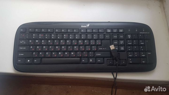 Монитор LG flatron E2242C-BNA и монитор 48см W194S