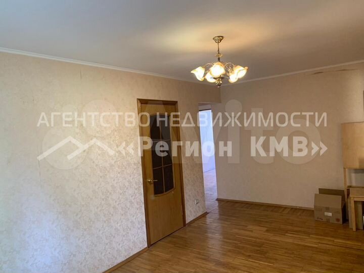 3-к. квартира, 56 м², 3/4 эт.