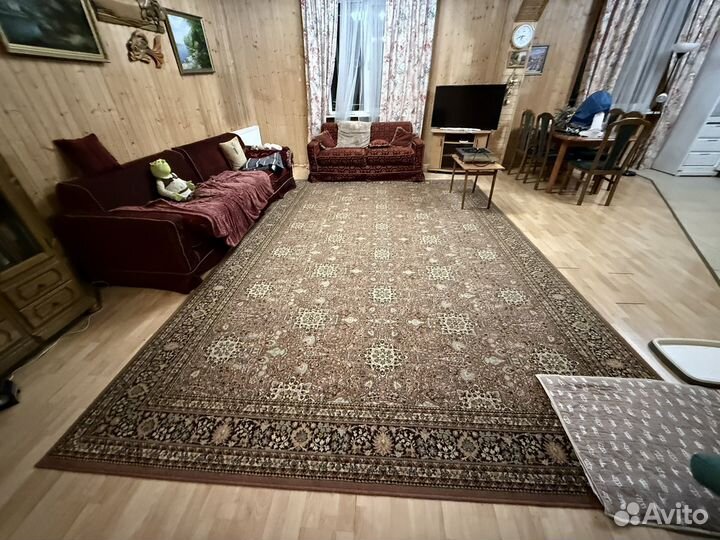 Диван двухместный