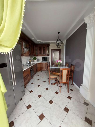 2-к. квартира, 72,7 м², 12/16 эт.