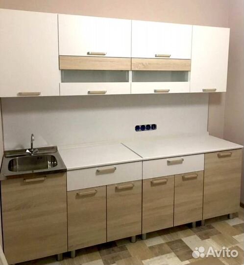 Кухонный гарнитур 2,4м