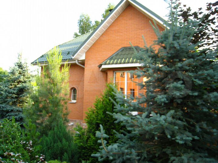 Дом 210 м² на участке 15 сот.