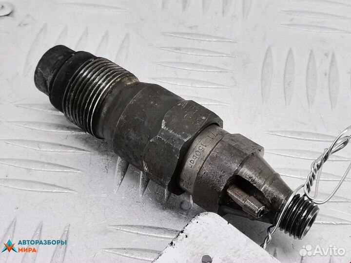 Форсунка BMW 5 E39 1999 STC2295