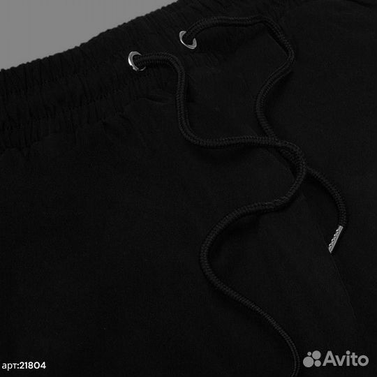 Спортивные штаны nike черные С резинкой на штанине 48(M)