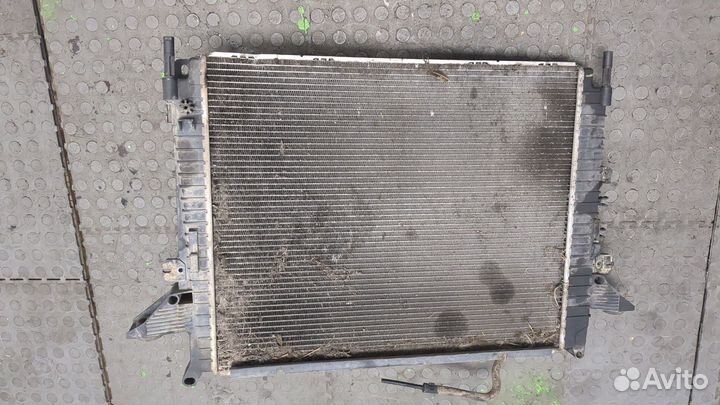 Радиатор охлаждения двигателя Land Rover Discovery 3, 2005