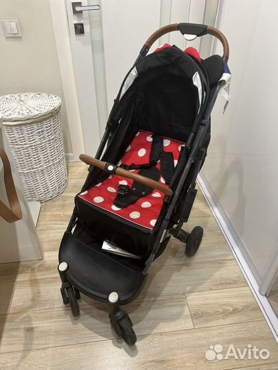 Прогулочная коляска yoya