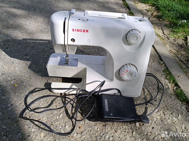 Швейная машина Singer 8280 бу