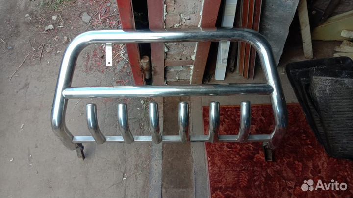 Оригинальный кенгурятник на Рав 4