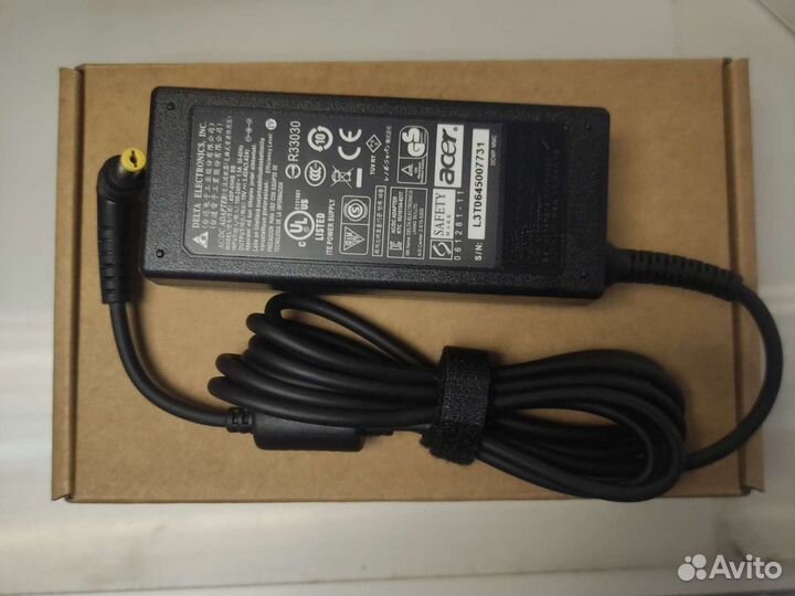 Блок питания Acer 19V 3.42A 65W 5.5x1.7mm