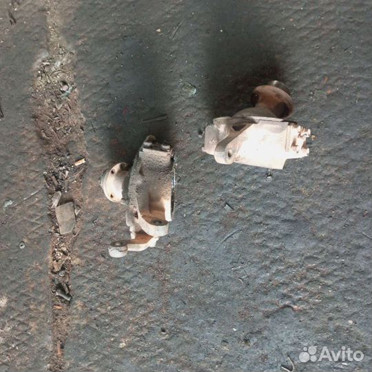 Поворотный кулак УАЗ 469