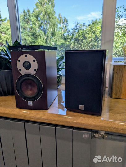 Колонки Dali mentor menuet