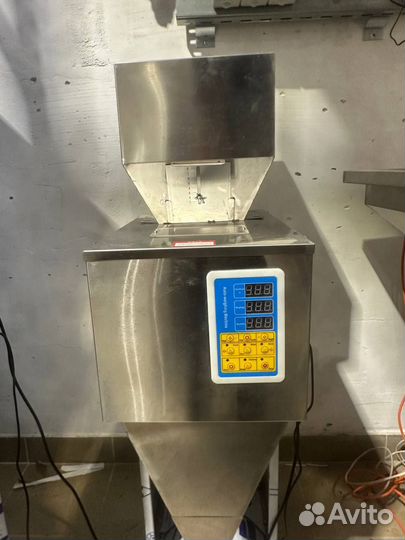 Подающий конвейер TS-200