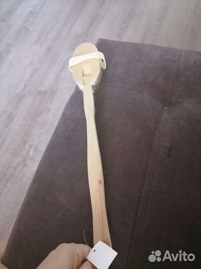 Массажная щетка