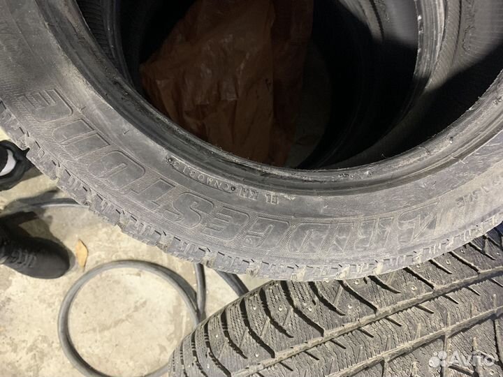 Bridgestone Ice Cruiser 7000 245/50 R20