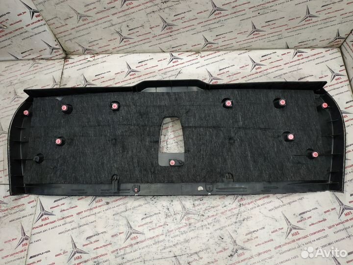 Обшивка крышки багажника w212 Mercedes универсал