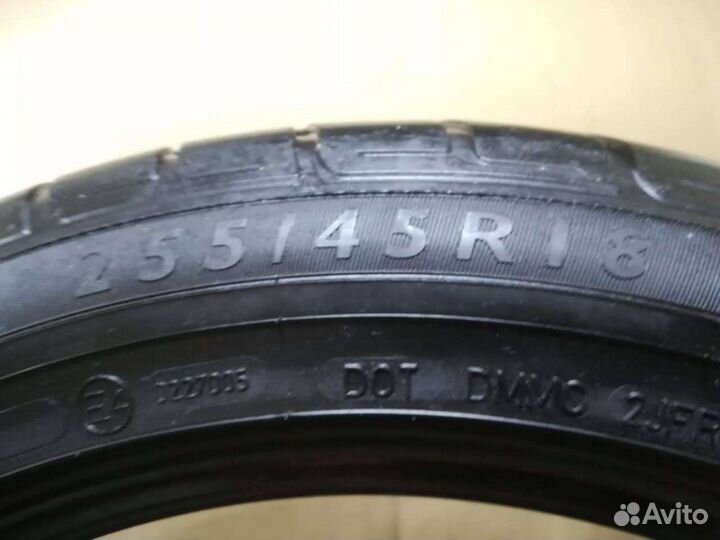 Dunlop SP Sport 01 255/45 R18 99Y
