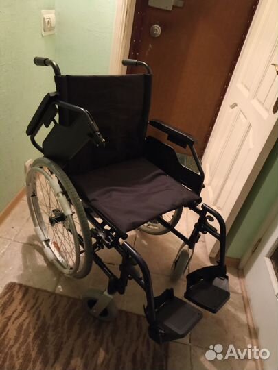 Коляска инвалидная