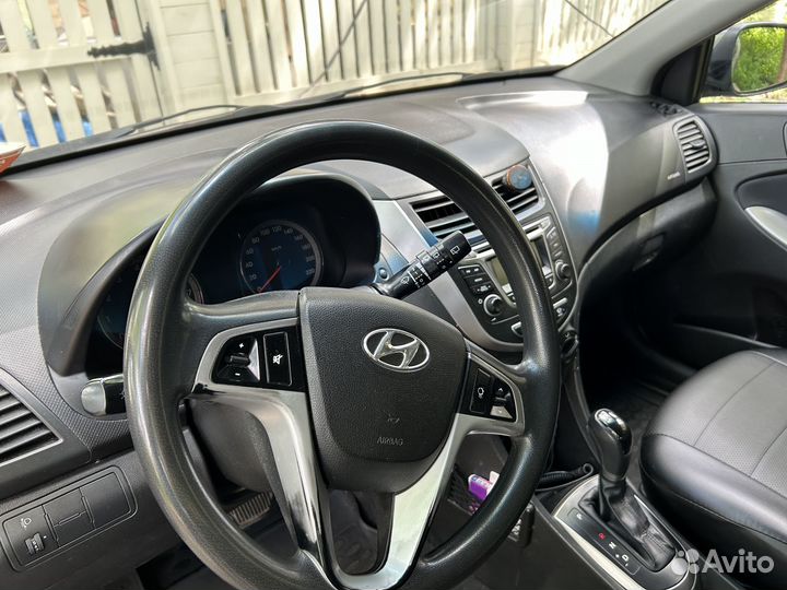 Hyundai Solaris 1.6 AT, 2014, 215 000 км